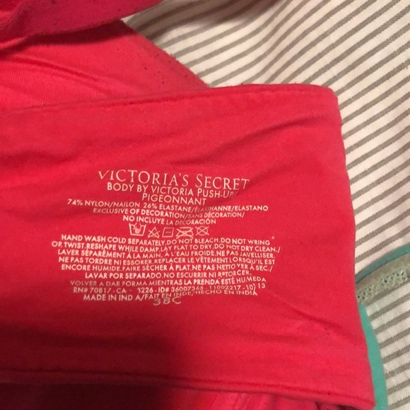 Victoria’s Secret brad - Picture 3 of 5